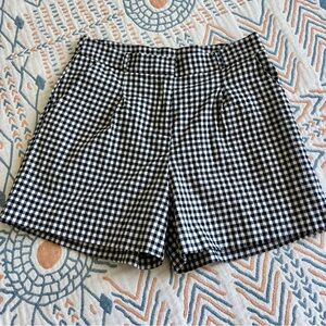 Women’s Gingham Dress Shorts Small